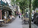 Bleibtreustrasse, westberliner Zentrum: Kneipen, Gaststtten, Boutiquen_Berlin, Sommer 2004 